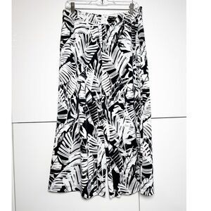 Banana Republic Factory High Rise Wide Leg Cropped Pants Medium Black White